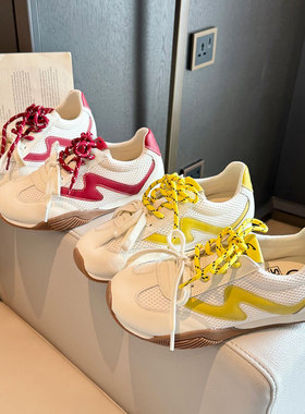 跟高5cm阿甘德训鞋女2026春季新款真皮超火软底百搭户外阿甘鞋子