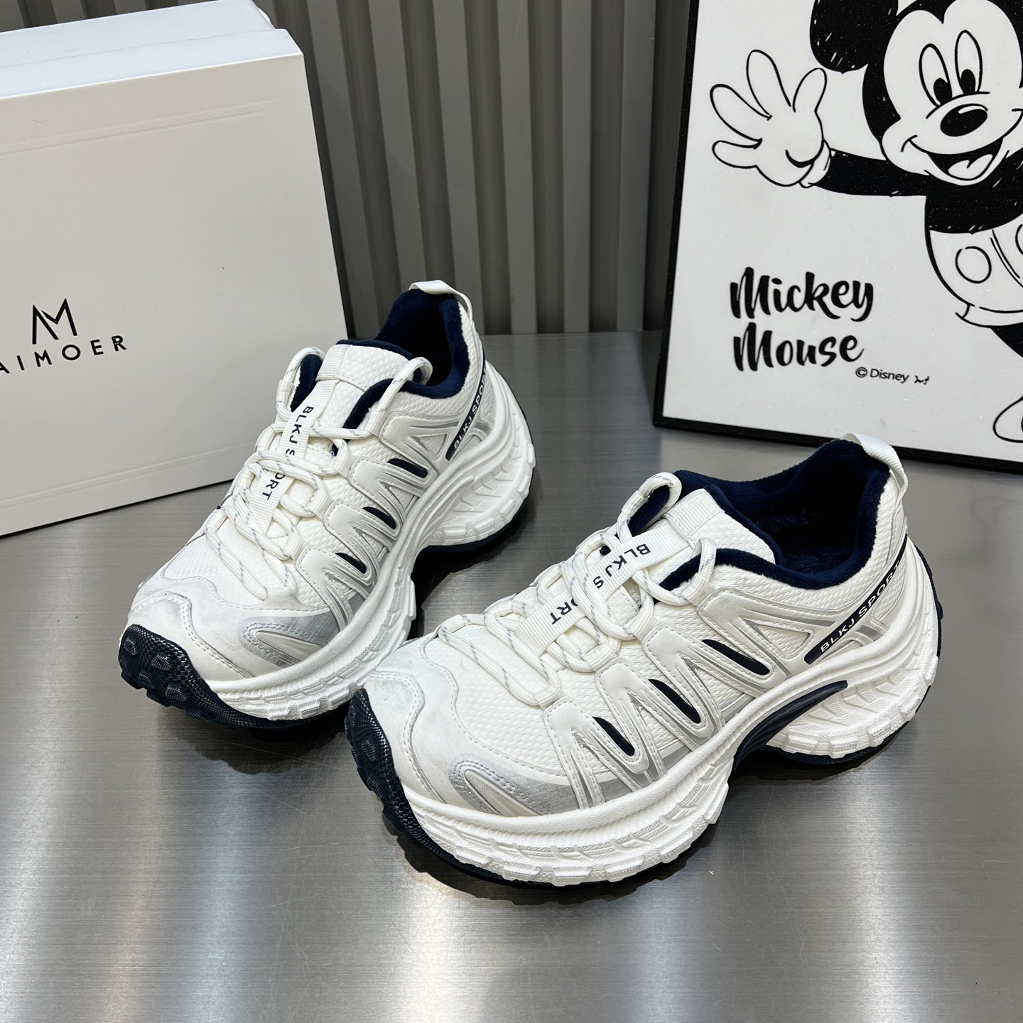 2025新款厚底老爹鞋女加绒保暖鞋