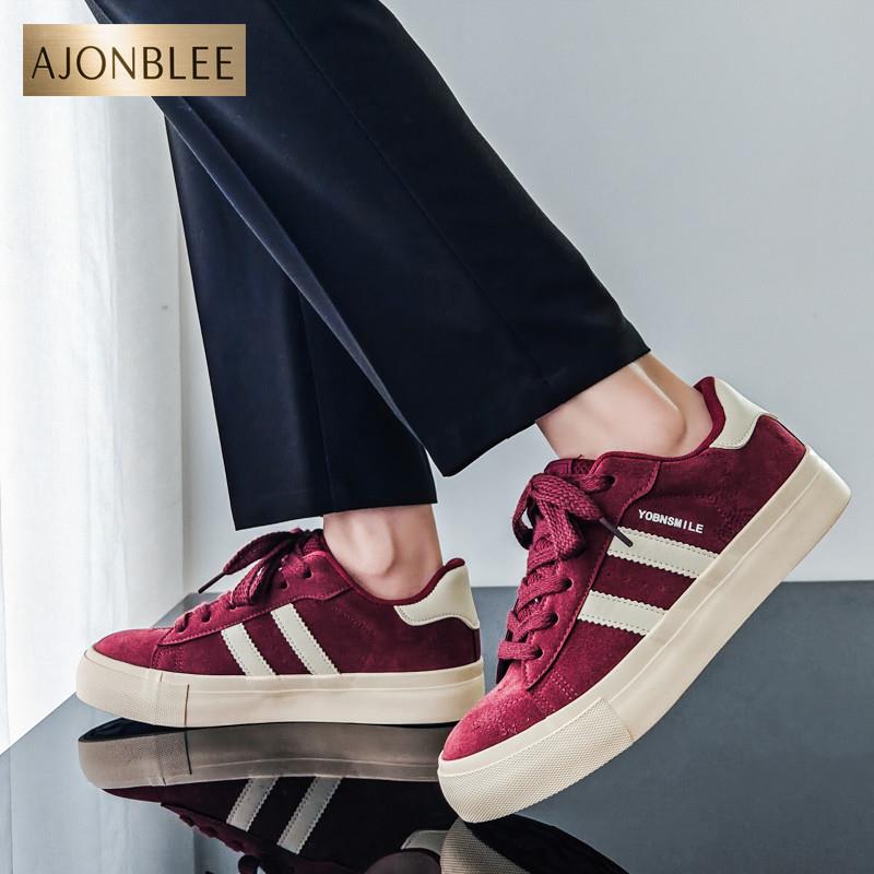 酒红色休闲板鞋男2025夏季新款学生帆布鞋子男复古百搭运动休闲鞋