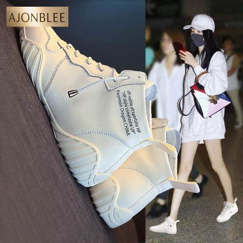 高帮小白鞋秋冬2024新款爆款百搭欧货板鞋真皮加绒休闲运动女鞋子