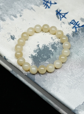 妙处难与君说。新疆且末料和田玉糖白玉10毫米手链串女