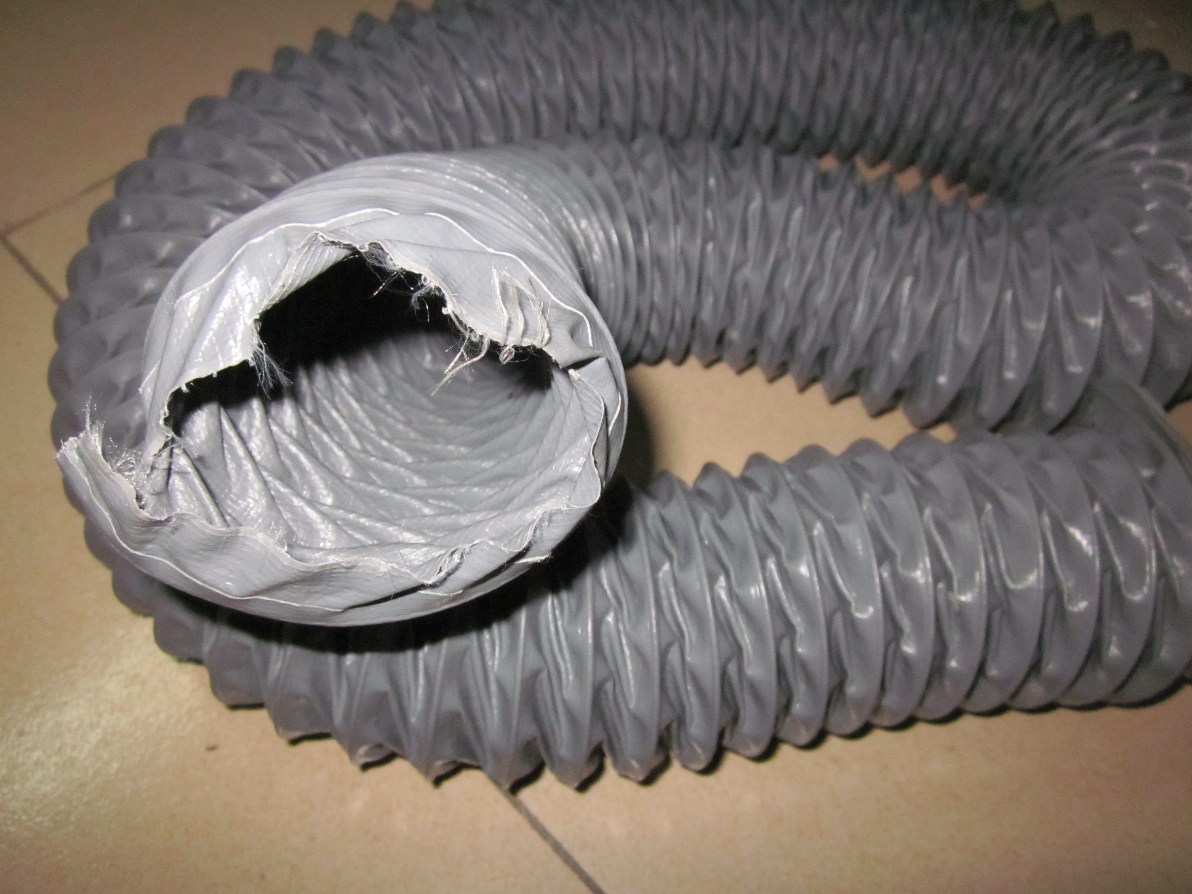 伸缩软管流水线耐高温带排烟管