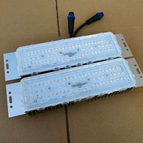 议价华普X8A-54P5-L2322-830防水led模组5B9