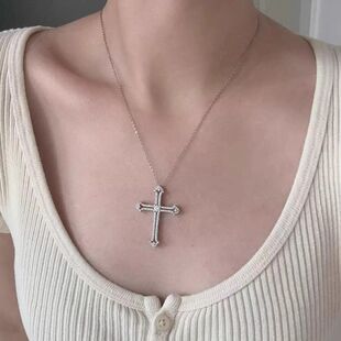 发财宅女同款十字架项链女小众设计感锁骨链轻奢高级感2025新款