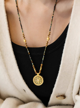 高品质~新中式天然石串珠八宝罗盘吊坠项链女金色高级轻奢毛衣链