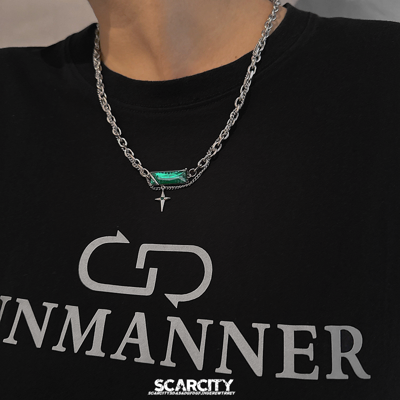 绿钻星芒吊坠项链男轻奢小众饰品配饰潮钛钢高级感设计感嘻哈风女