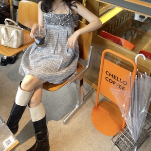 cheers干杯 /夏季设计感银灰色亮片拼接格子伞状连衣裙可爱吊带裙