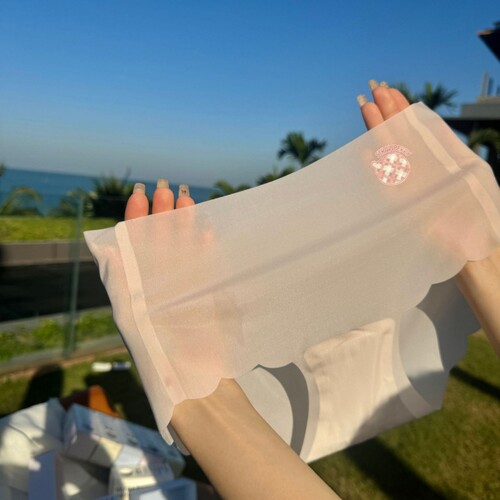 夏季冰丝超薄少女中腰水果内裤~口红盒包装中腰简约女生三角裤