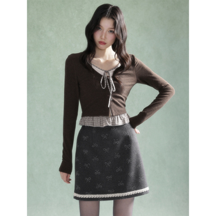 apa studio/甜心玩家/早秋纯欲长袖T恤短款V领上衣假两件针织上衣