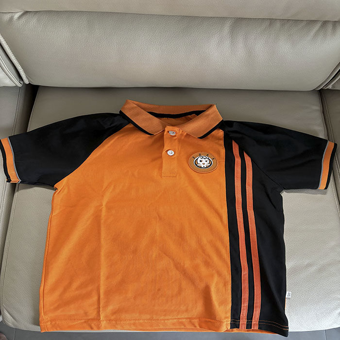 中小学生校服体恤衫橘色拼接黑色背心黑色短裤夏季三道橘色杠定做