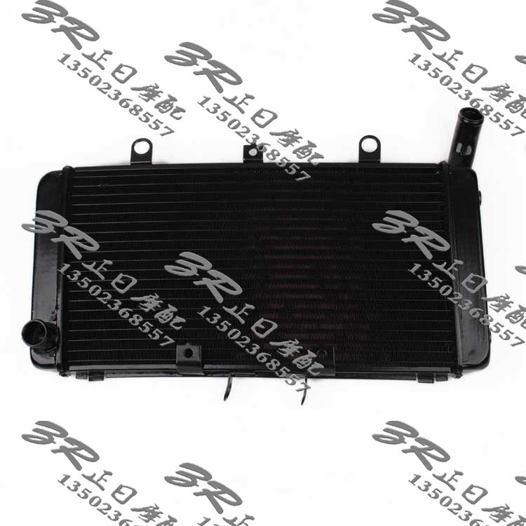 摩托车配件：CB1300 04-05-06-07-08年 水箱 散热水箱