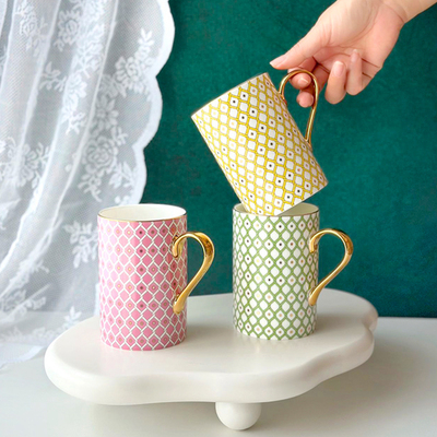 彩色骨瓷马克杯高颜值送礼礼盒