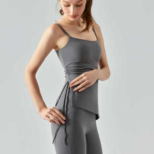 裸感单侧打褶瑜伽服一体带胸垫内衣修身 运动背心跑步健身瑜伽上衣