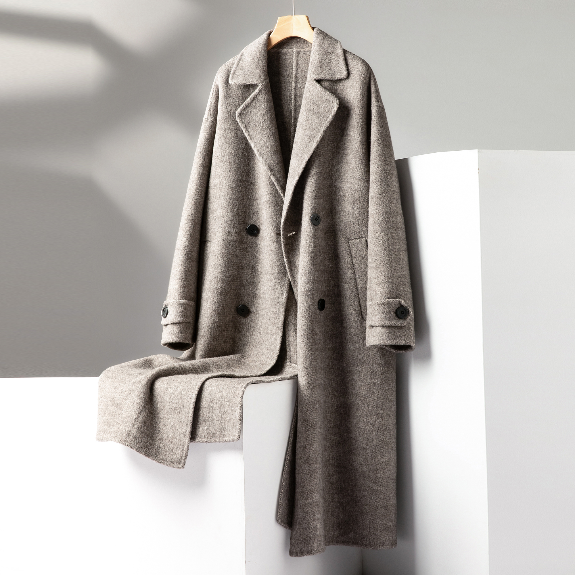 老钱风绵羊毛羊驼毛混纺毛呢大衣