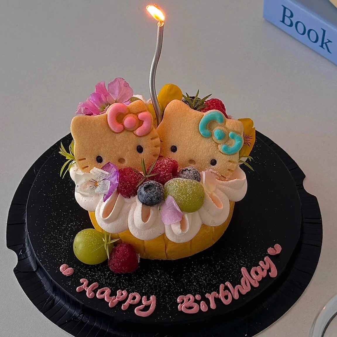 纯手工kt猫糖霜黄油曲奇kitty饼干礼盒宝宝满月酒摆台小红书儿童