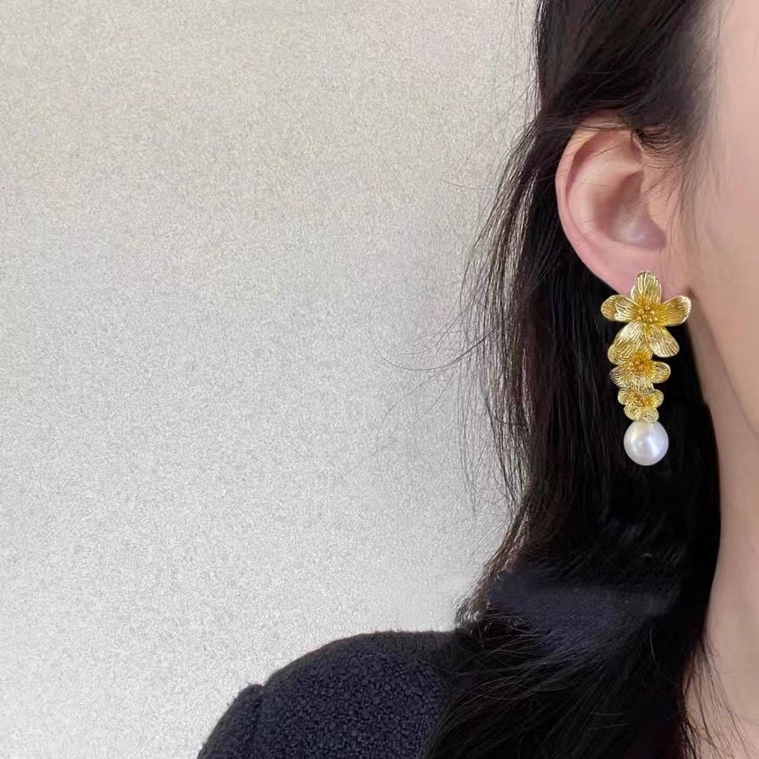 复古三花耳钉镶嵌装饰纯银耳针!