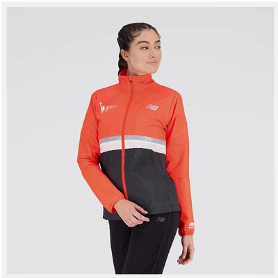 NEW BALANCE NB女款运动外套防风防水反光上衣正品WJ23200M