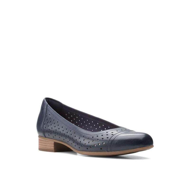 clarks其乐女鞋皮鞋单鞋透气小孔真皮低跟方跟秋冬正品11875423