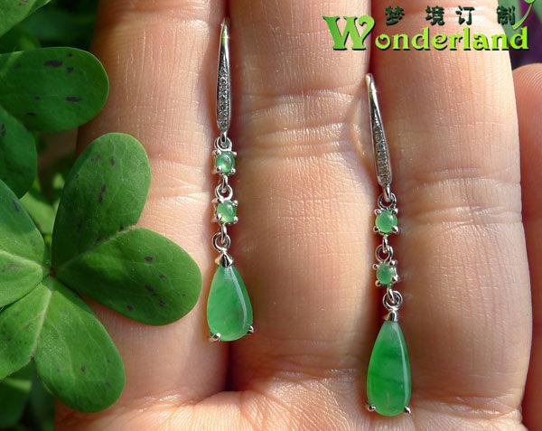 天然A货阳翠满绿色冰-冰糯种翡翠水滴耳环勾坠18K金镶玉钻现货