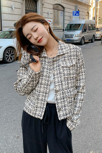 2023新款小香风短外套女2023春秋高级感别致粗花呢短款西装韩版图片