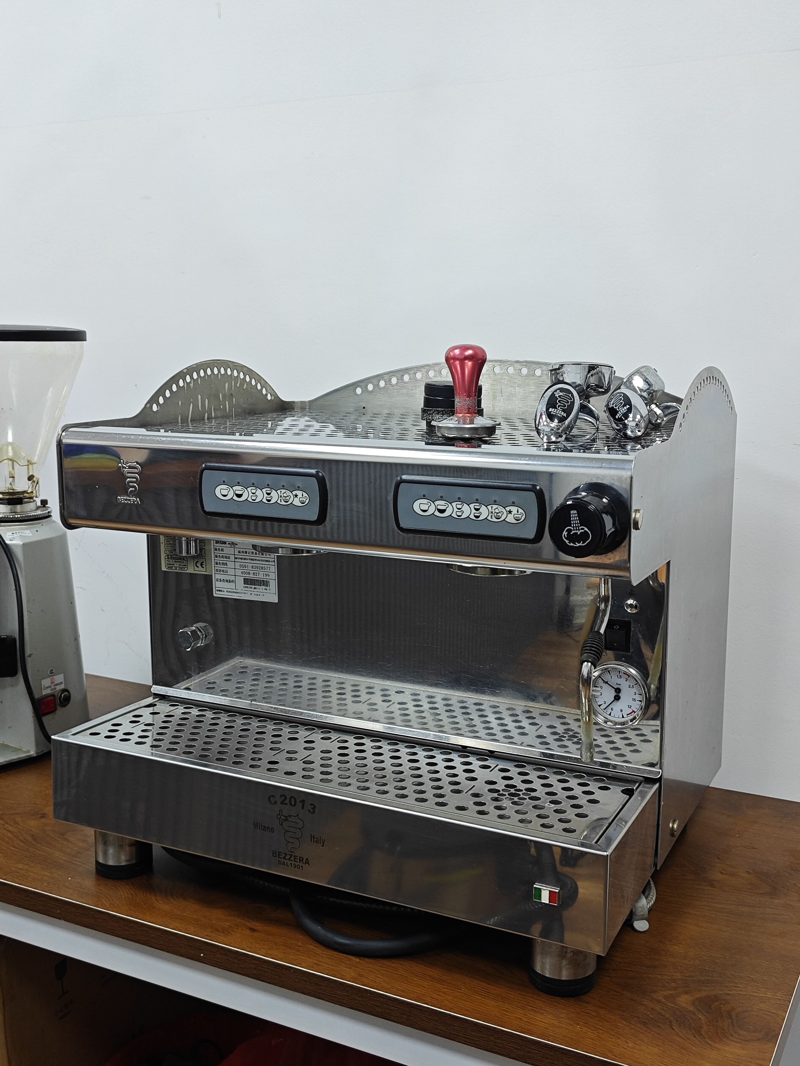 意大利进口贝泽拉c2013 二手商用半自动咖啡机