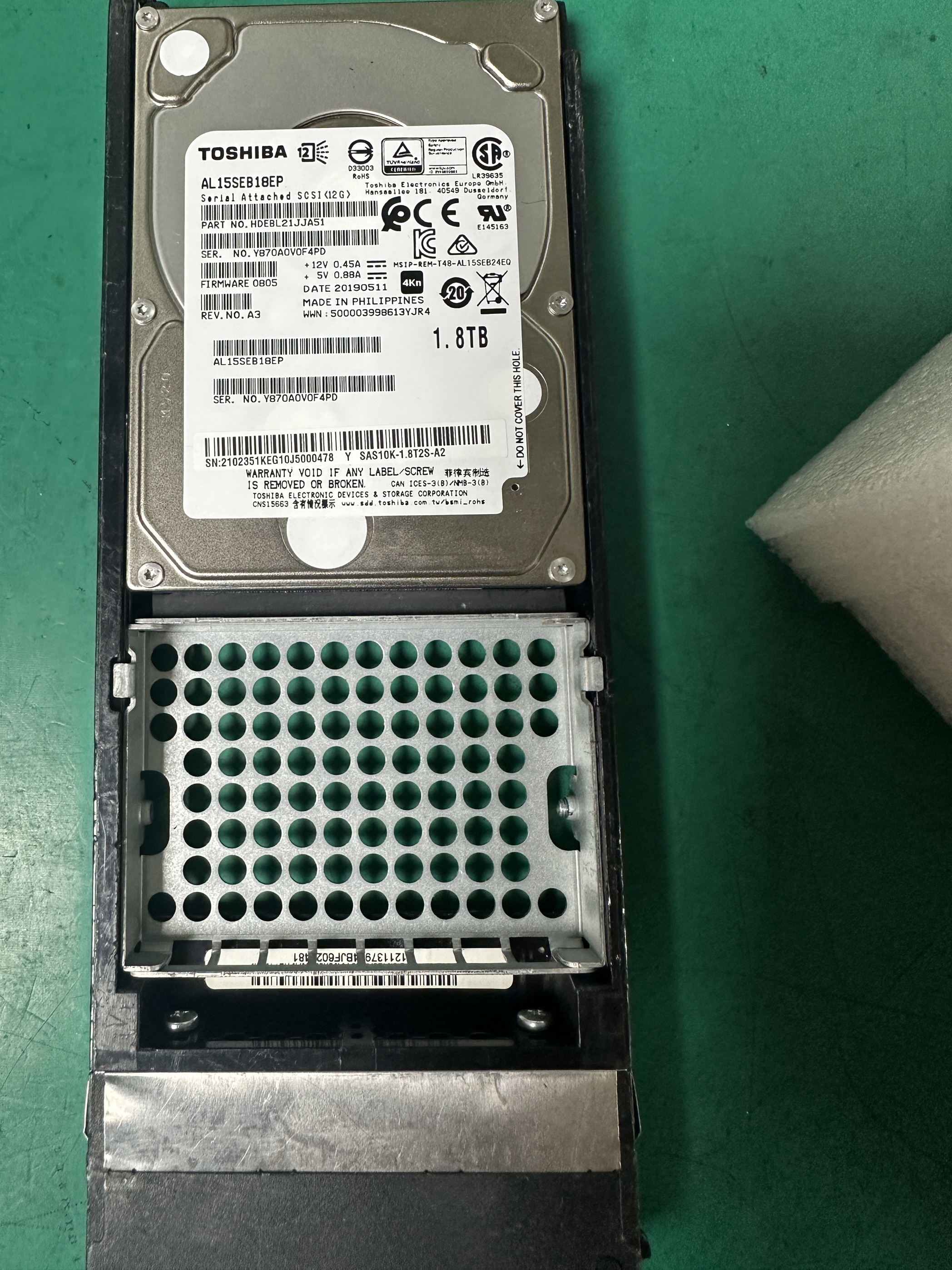 适用于02351KEG 5300/5500/5600V3 5300/5500V5 1.8T 2.5存储硬盘