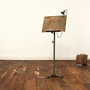 中古做旧铁艺琴谱架桌面高级感落地杂志菜单复古咖啡店招牌架子