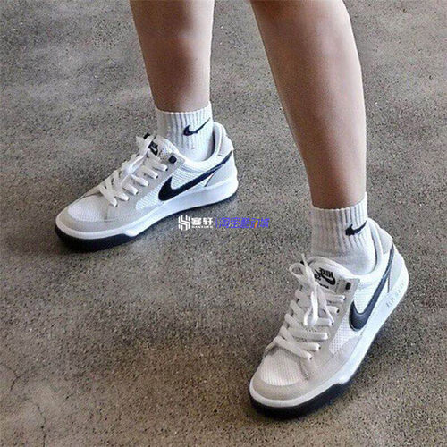 耐克低帮休闲运动滑板鞋
