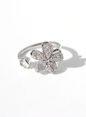 超仙新款满钻花瓣可旋转戒指女