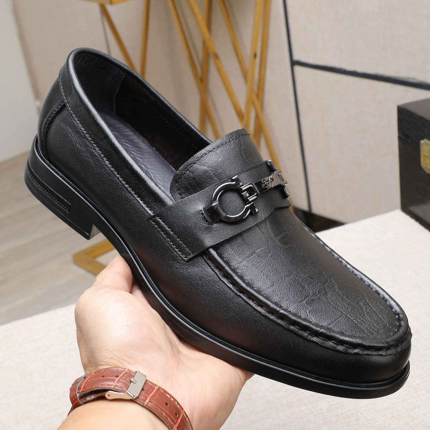 2026春季新款低跟套脚舒适真皮男鞋商务休闲压纹金属透气浅口皮鞋,流行男鞋,正装皮鞋,淘宝优惠券,粉丝福利购,淘宝优惠卷