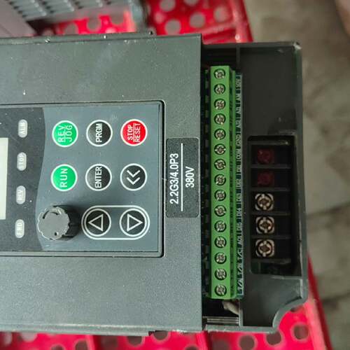 可维修D500，D0022G3，2.2KW/4，英捷思变频器系列型号