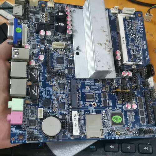 可维修ITX-H52632T-6C2L I5 4200U，双千兆网