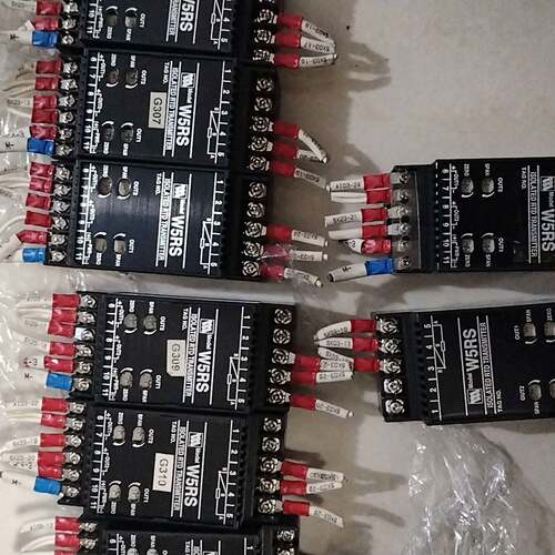 可维修爱模信号变换器V5RS-3AA-R2 pt100输入，双议价