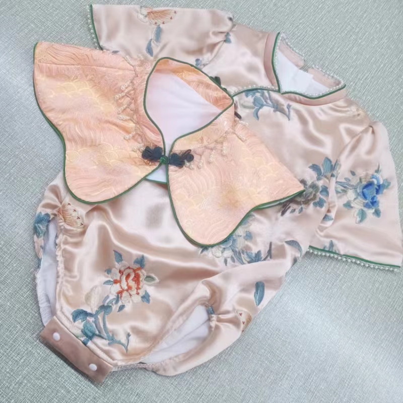 周岁女宝宝礼服婴儿百日宴包P服春夏周岁连体抓周服一岁中式冠衣