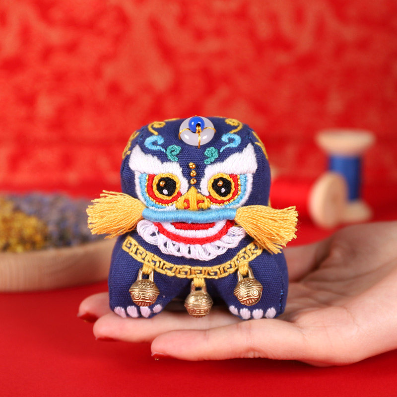 刺绣diy手工制作自绣材料包平安符石狮摆件香囊送男友初学者御守