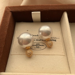 一款两戴温润柔美珍珠耳钉耳环高级感独特时尚精致优雅穿搭耳环女