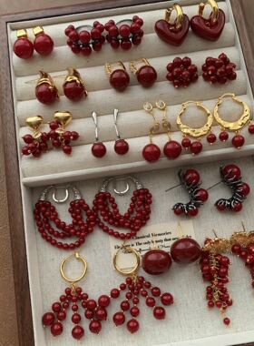 红色串珠爱心耳环耳饰时尚高级经典红红火火喜庆节日年味新年耳环