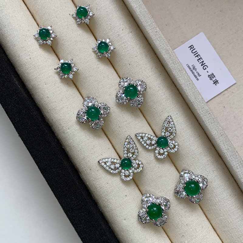 S925纯银天然翡翠原石祖母绿色冰种钻石耳钉女高级感轻奢耳环耳饰