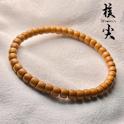 道木世家野生橄榄核核尖雕刻猴头