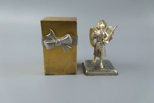 重196克 礼盒造型 特英国1895年制作纯银茶宠置物摆件 天使造型