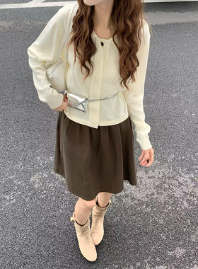 CoMo 白色polo领开衫女显瘦上衣秋冬季百搭气质温柔针织衫2089