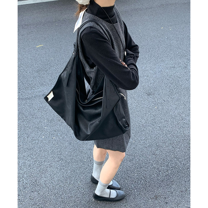 CoMo 时尚百搭秋冬新款坎肩裙连衣裙可爱学院风3575