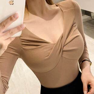UG282设计感心机扭结显胸 T恤mu 女人味弹力紧身长袖