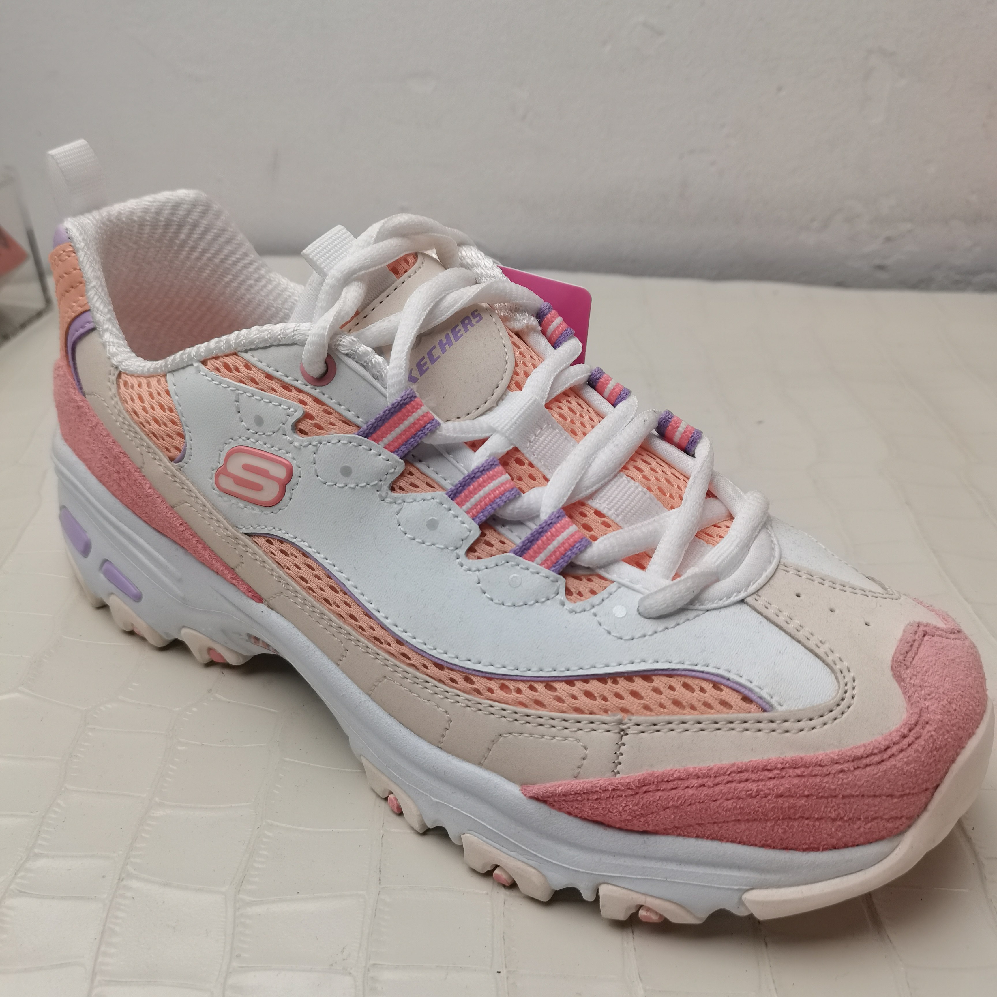 Skechers斯凯奇断码特价，微瑕疵，介意慎拍！细节问客服（5号）
