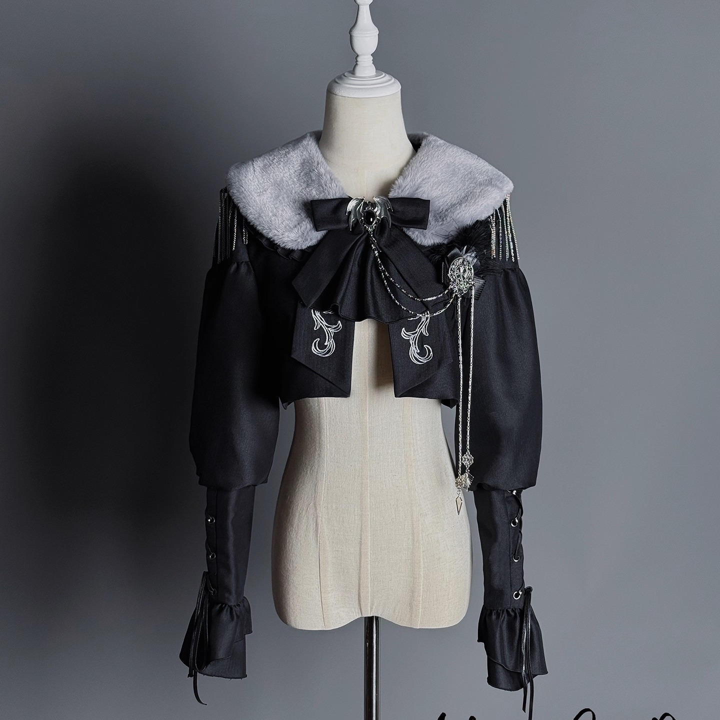 Alicegirl暗夜执事哥特风短外套