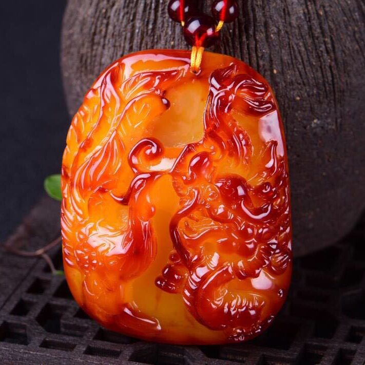 直播礼品展会琥珀老蜜蜡多米尼加蓝珀吊坠龙凤项链男女款毛衣链