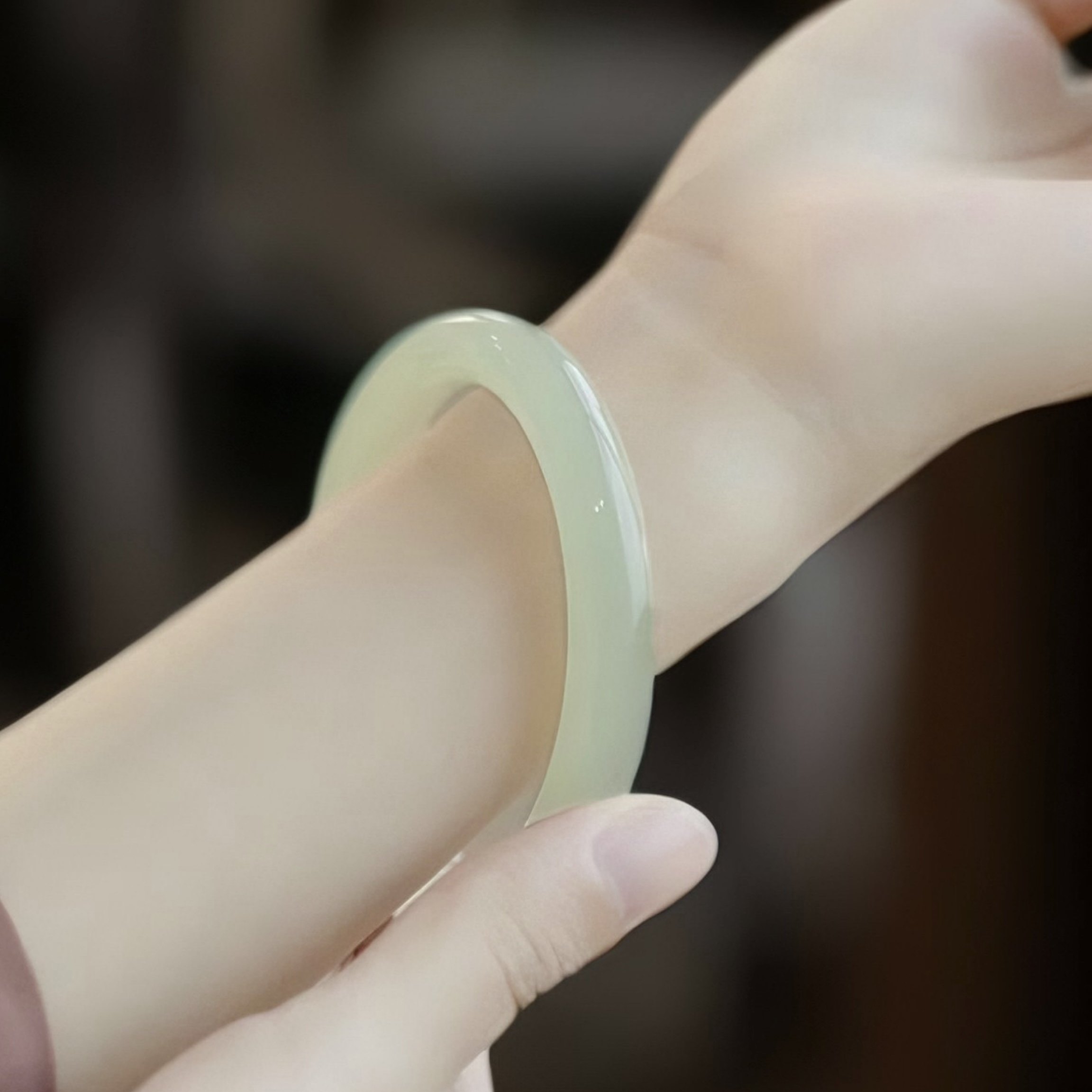 青提葡萄肉天然阿富汗玉手镯情人玉镯圆条小众镯子显白细少女闺蜜