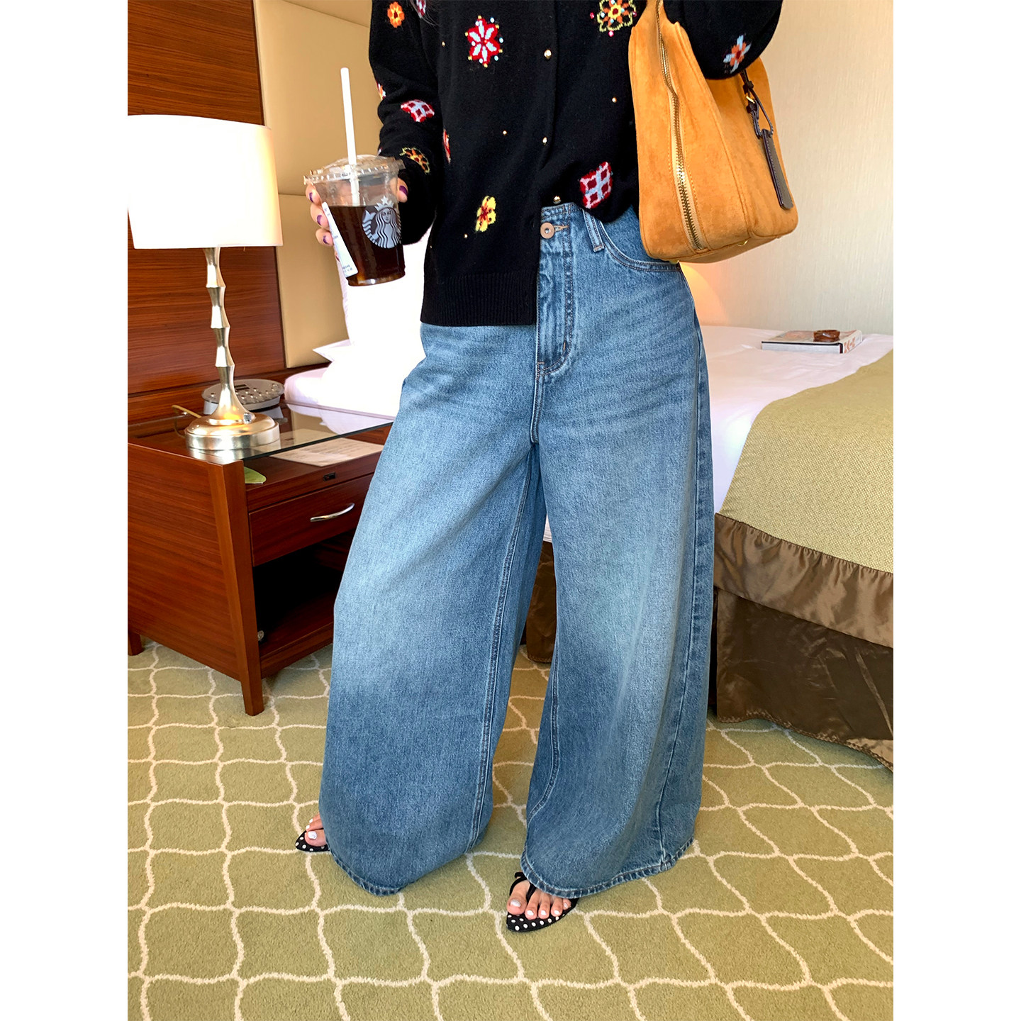 今屿花花宽松阔腿裤女高腰