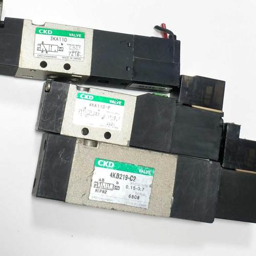 日本ckd拆机电磁阀4kb210--3KA110-c2-PS 4SB029-4SB019-C4