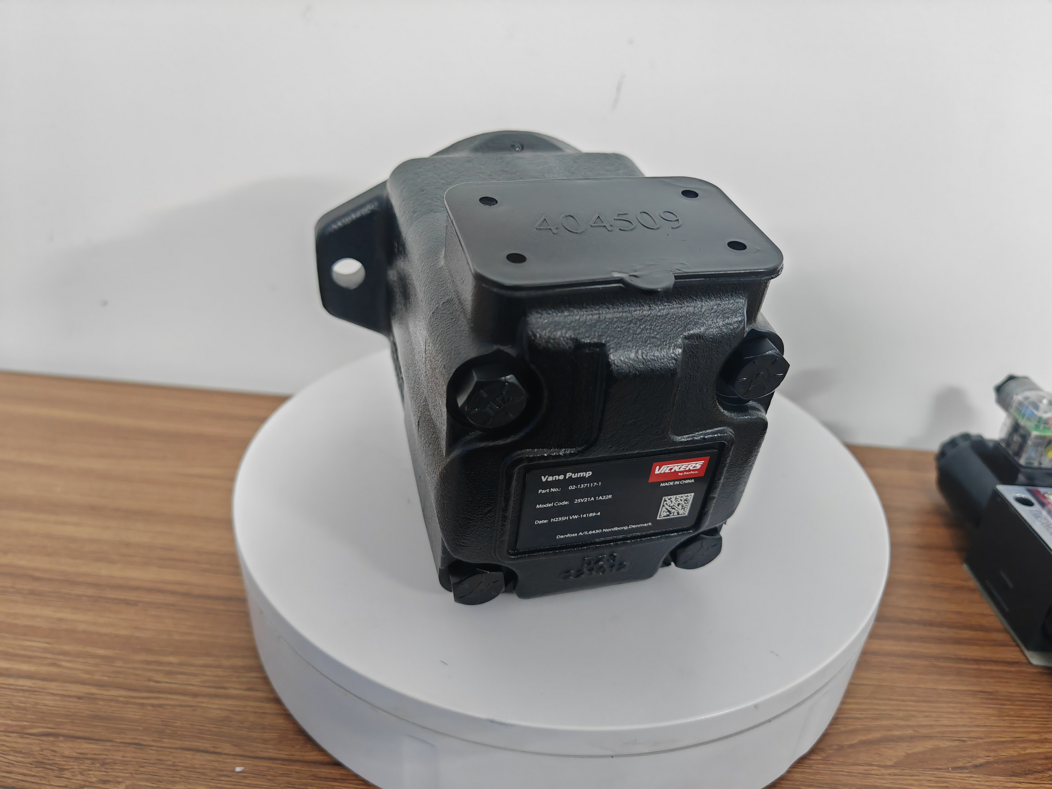 美国原装vickers威格士叶片泵25V/35V/45V/2520V/4520V/3525V油泵